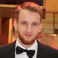 Simon Kirkils