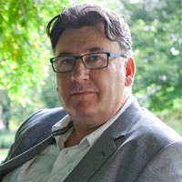Dr Stephen J. Costello