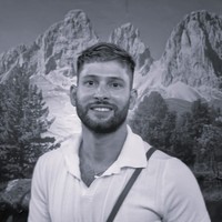 Daniel T