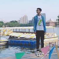 旭乾 张