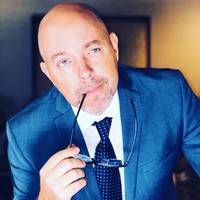 Dr. Brad Klontz