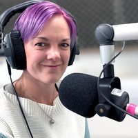 Jen Summers Pain Science & Biomechanics Coach