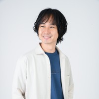 江村 イヅル