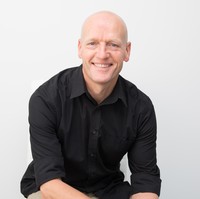 Dr Alan Fayter