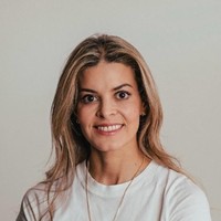 Alejandra Molina
