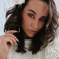 Bella | Creator of DesignHer